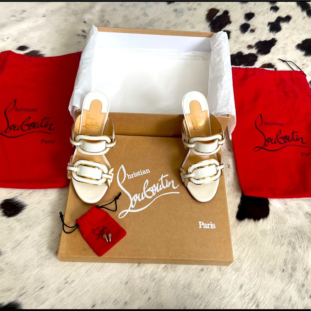 Christian Louboutin white balistra patent leather heels. Size 36 (6)